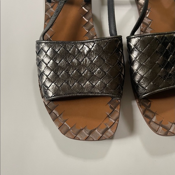 [Bottega Veneta] Ravello Pewter Braided Flat Strap Sandals Sz: 8 [EU 38] - Picture 7 of 9